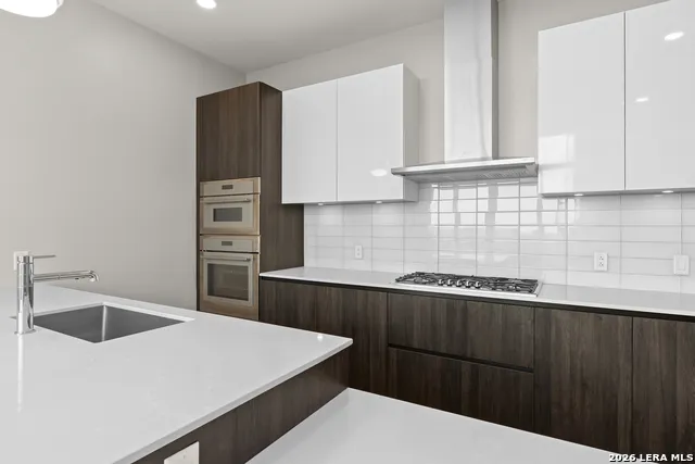 123 LEXINGTON AVE #1308 San Antonio, TX 78205