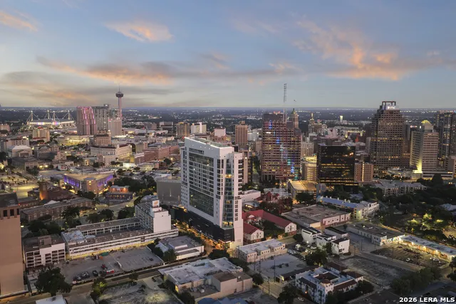 123 LEXINGTON AVE #1308 San Antonio, TX 78205