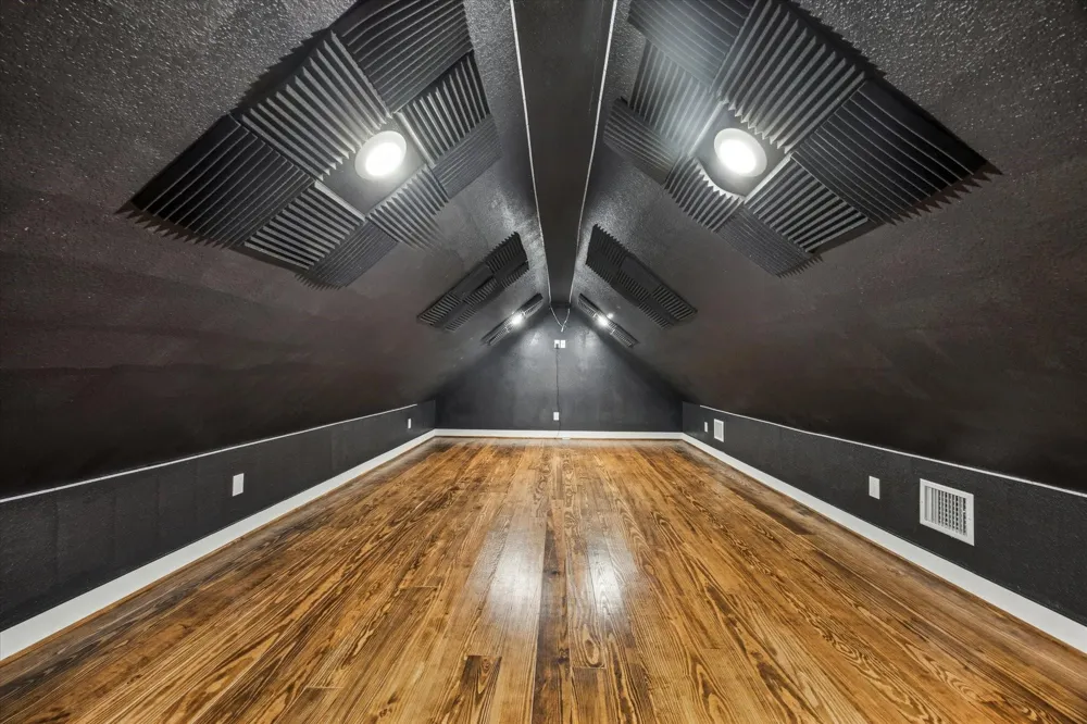 124 Rebekah's Crossing Round Top, TX 78954