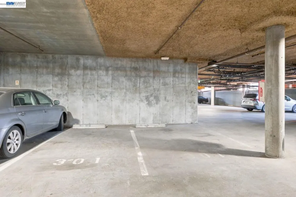 401 S Norfolk St #301 San Mateo, CA 94401