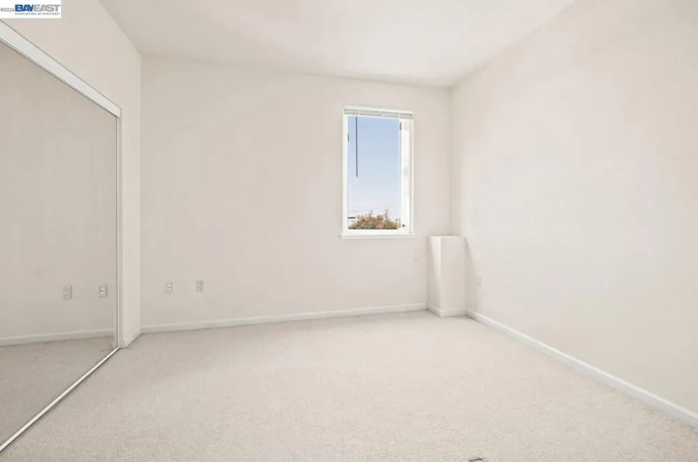 401 S Norfolk St #301 San Mateo, CA 94401