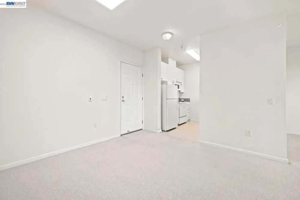 401 S Norfolk St #301 San Mateo, CA 94401