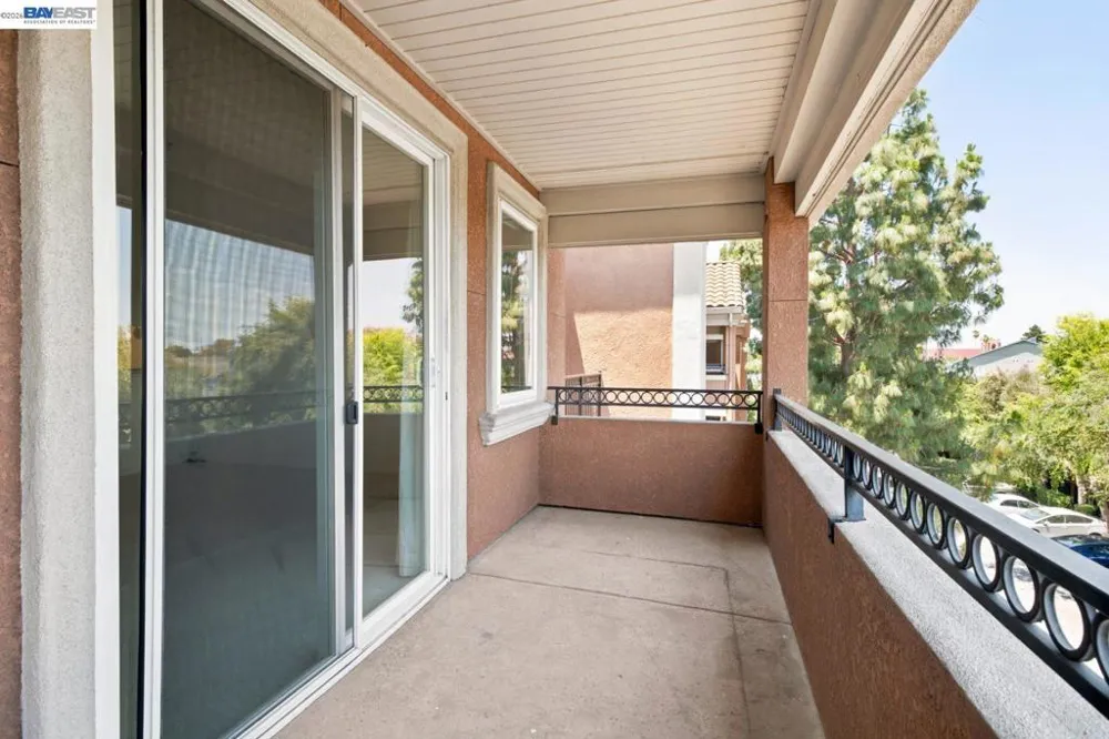 401 S Norfolk St #301 San Mateo, CA 94401