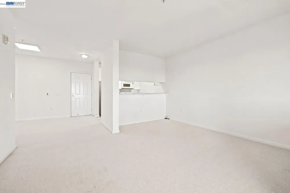 401 S Norfolk St #301 San Mateo, CA 94401