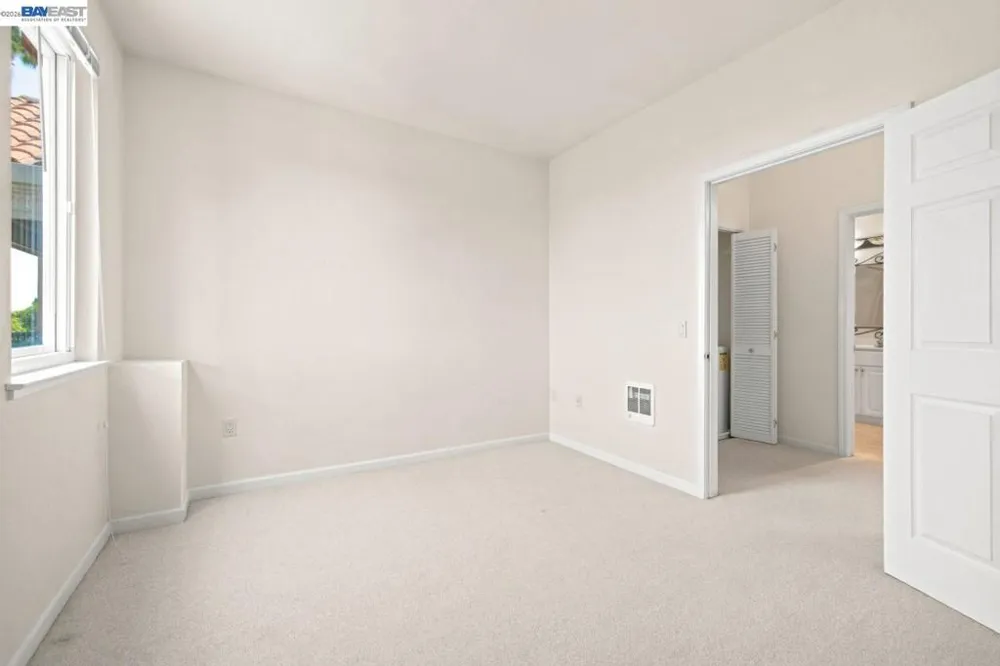 401 S Norfolk St #301 San Mateo, CA 94401
