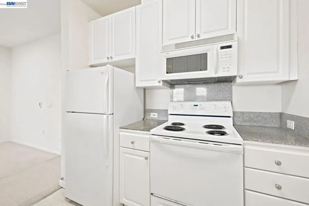 401 S Norfolk St #301 San Mateo, CA 94401