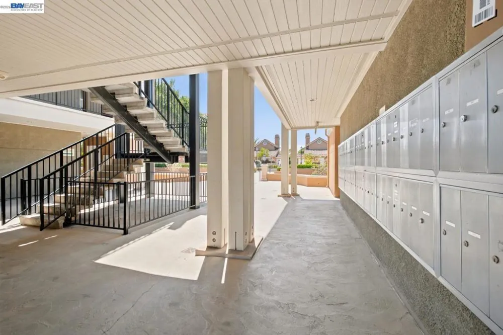 401 S Norfolk St #301 San Mateo, CA 94401