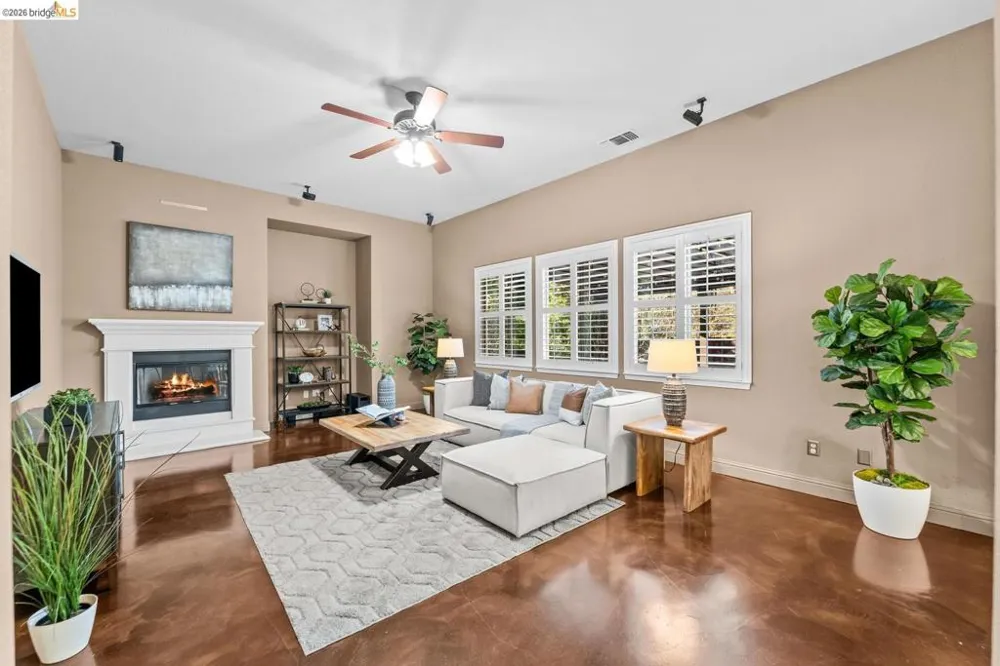 4513 Maryam CT Fair Oaks, CA 95628