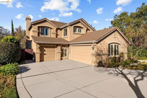 4513 Maryam CT