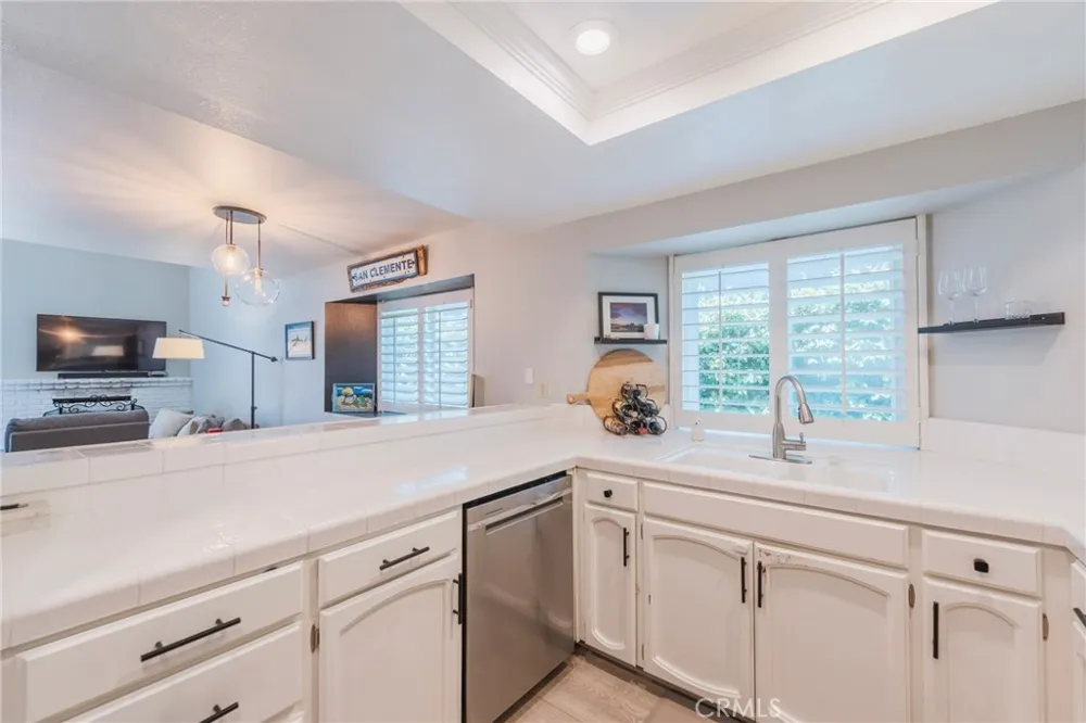 2687 Orange #C Costa Mesa, CA 92627