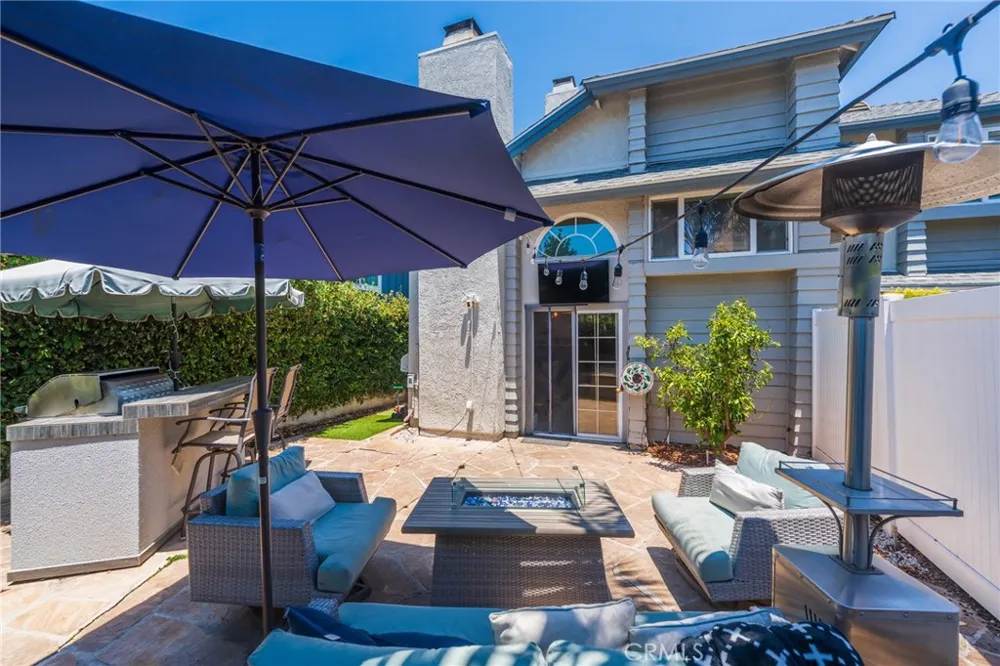 2687 Orange #C Costa Mesa, CA 92627