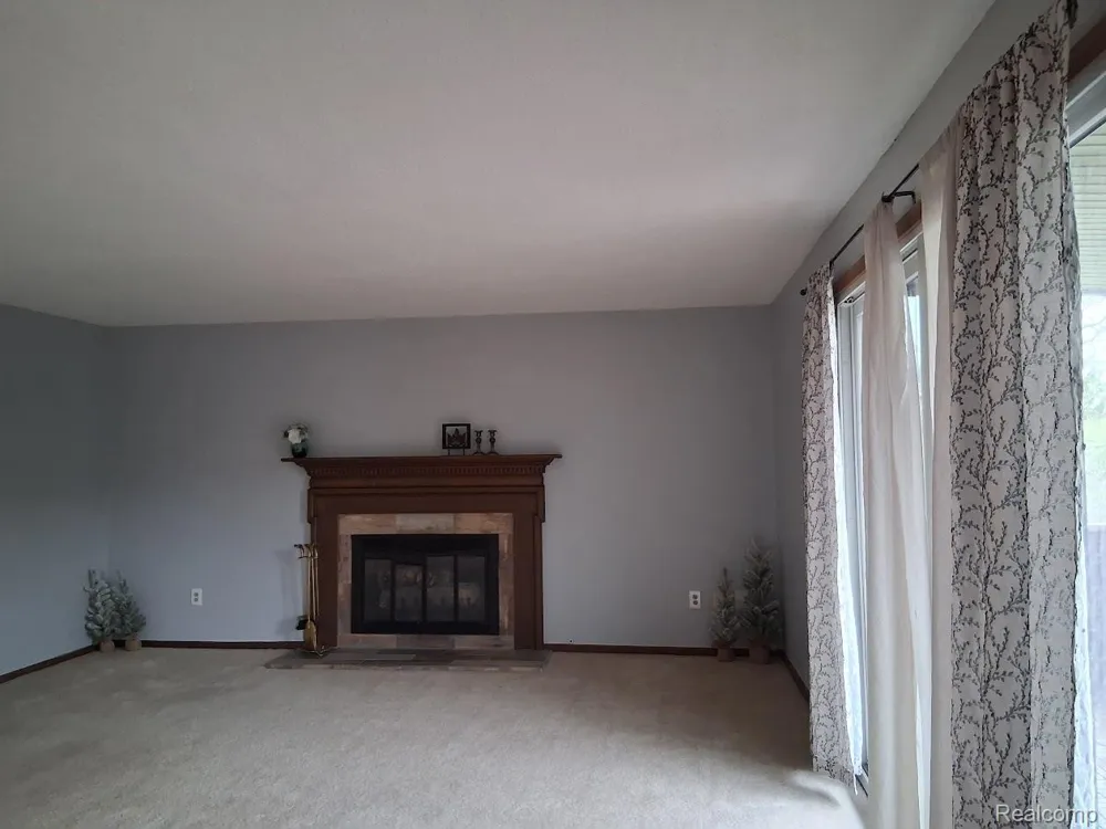 8510 S Pepper Ridge Drive S #8510 Grand Blanc Charter Township, MI 48439