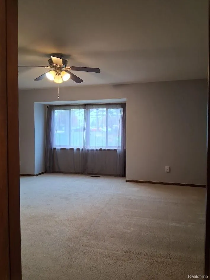 8510 S Pepper Ridge Drive S #8510 Grand Blanc Charter Township, MI 48439