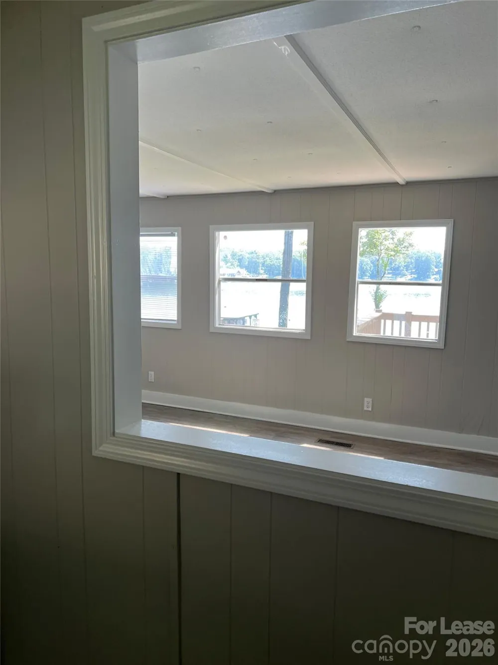 6950 Ingleside Drive Sherrills Ford, NC 28673