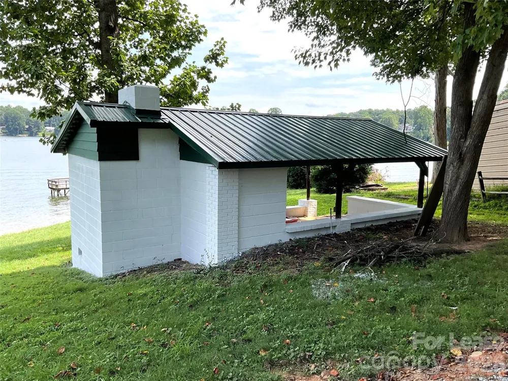 6950 Ingleside Drive Sherrills Ford, NC 28673