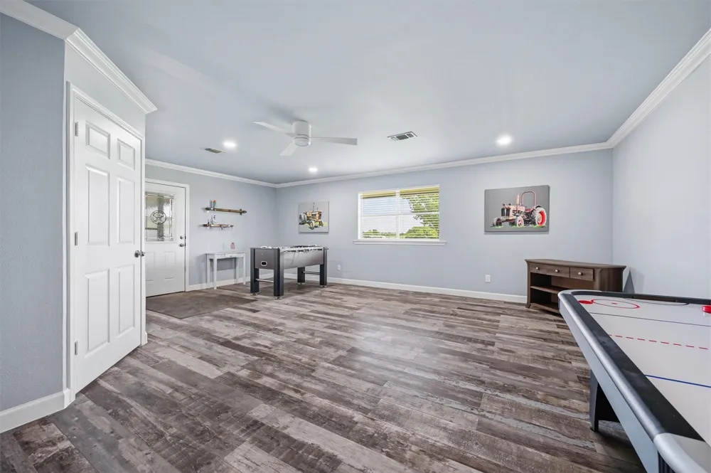 1861 Roland Road Whitesboro, TX 76273