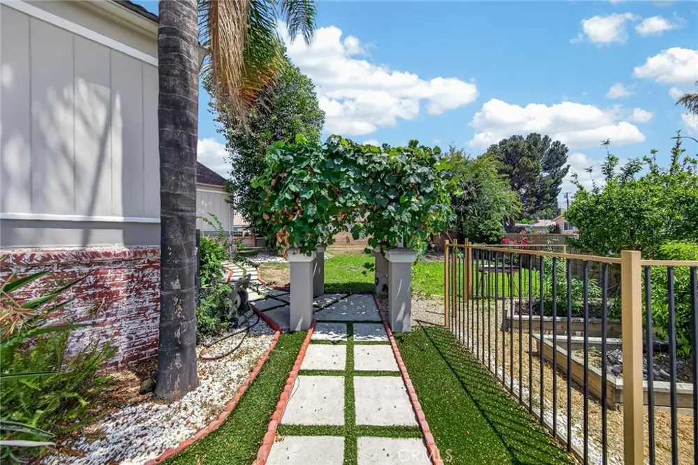 915 Edie Drive Duarte, CA 91010