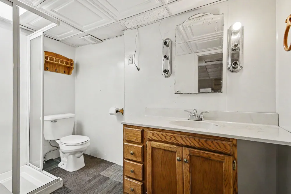9351 S Catalpa Avenue Newaygo, MI 49337