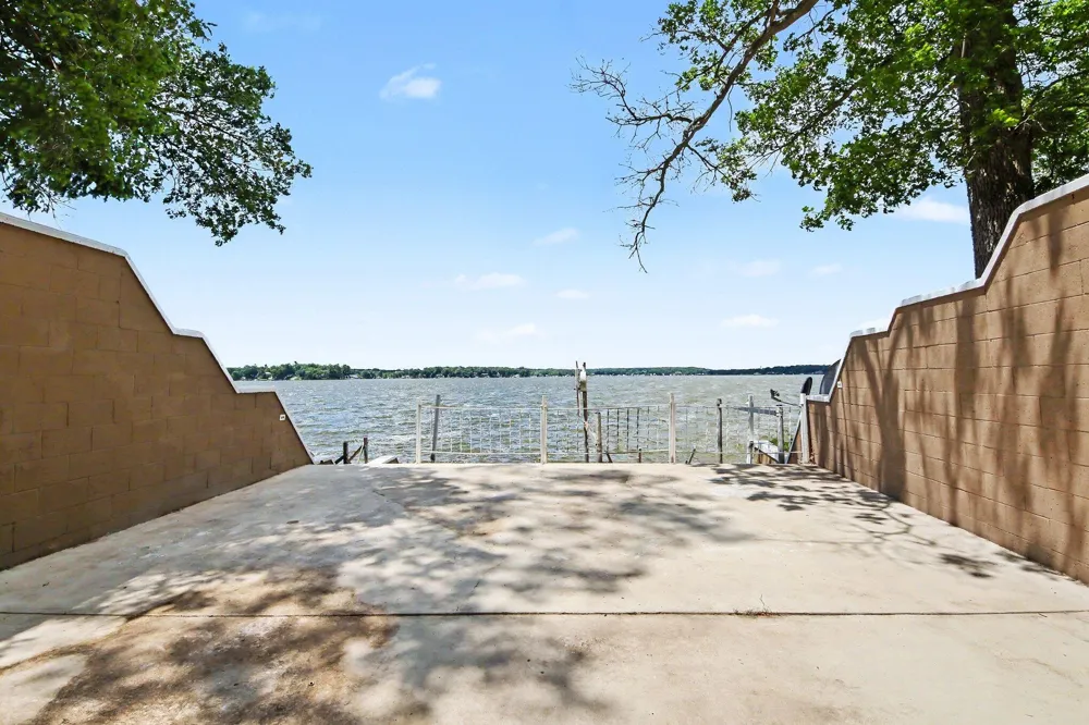 9351 S Catalpa Avenue Newaygo, MI 49337
