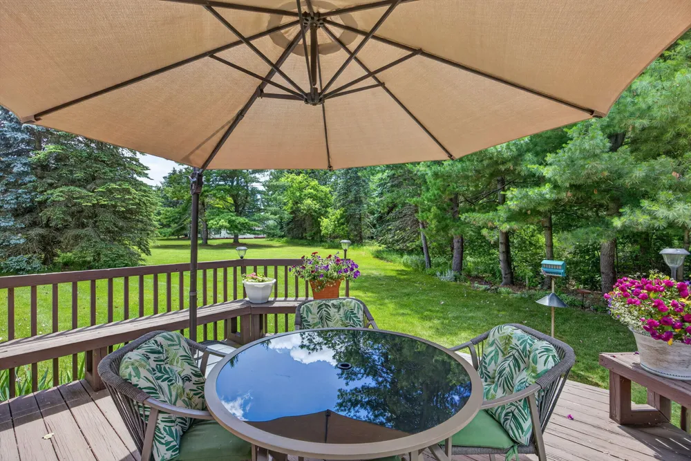 7597 Sunset Shores Drive Morton Township, MI 49346