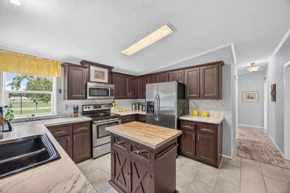 7597 Sunset Shores Drive Morton Township, MI 49346