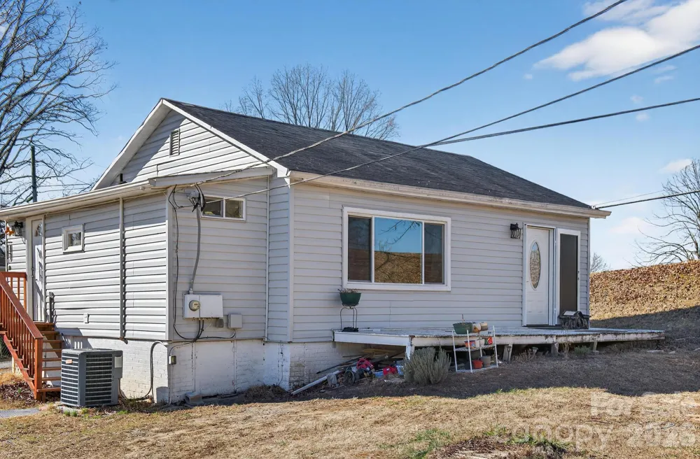 105 Countryside Drive SW Lenoir, NC 28645