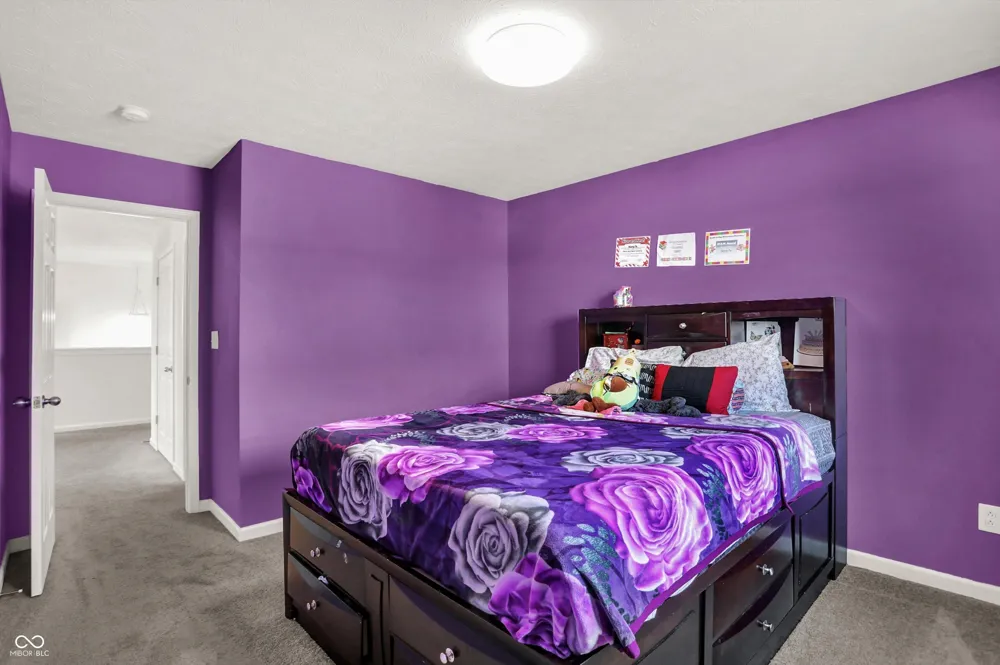 180 Blue Lace Drive Whiteland, IN 46184