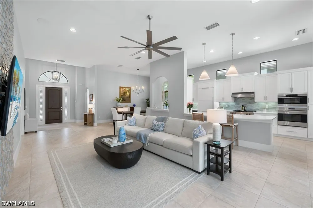 RESERVE LANE Naples, FL 34109