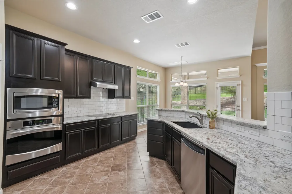 865 Santa Cruz New Braunfels, TX 78132