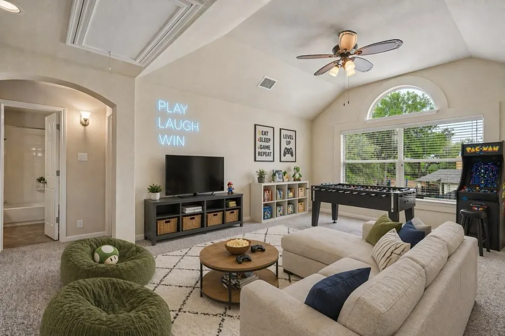 865 Santa Cruz New Braunfels, TX 78132