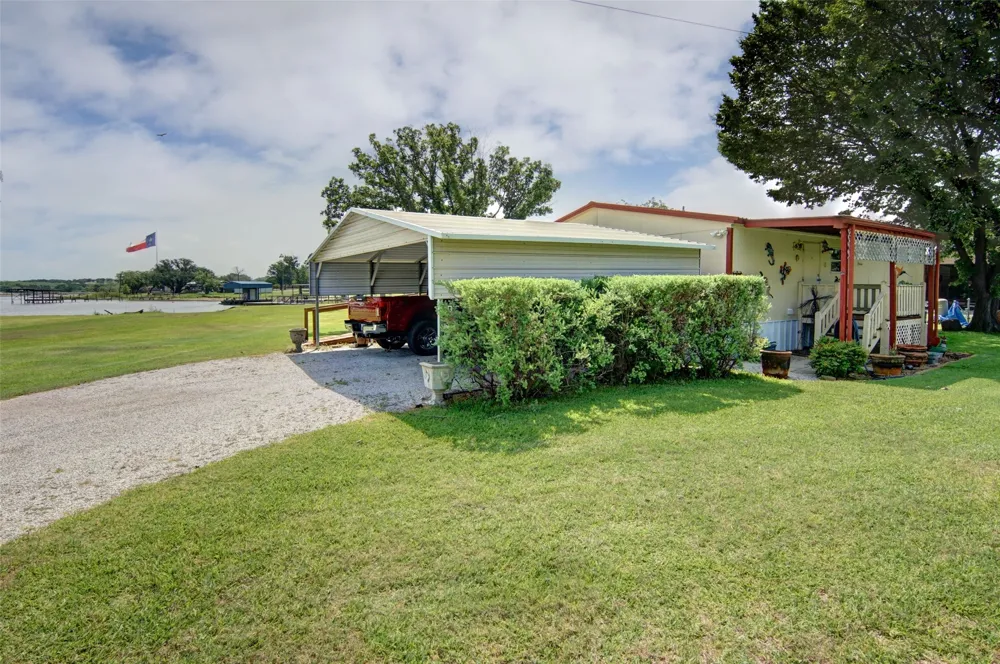 313 Butler Point Road Possum Kingdom Lake, TX 76449