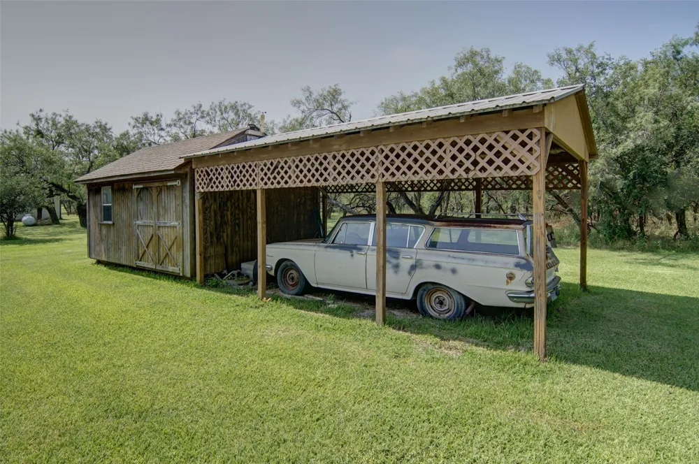 313 Butler Point Road Possum Kingdom Lake, TX 76449