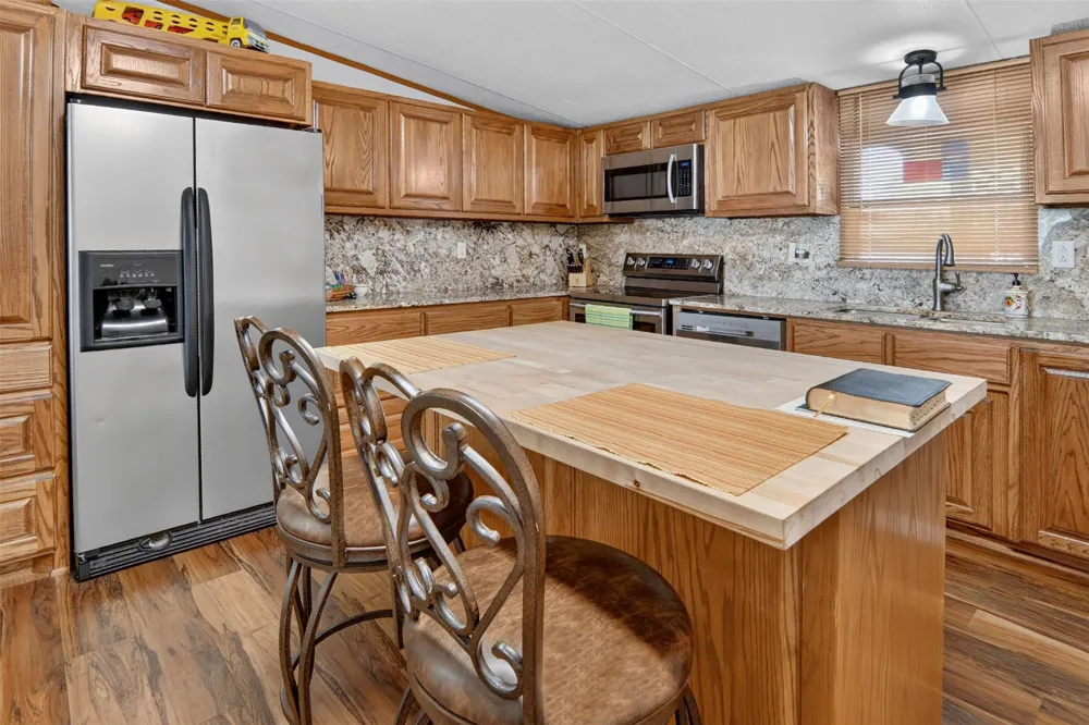 313 Butler Point Road Possum Kingdom Lake, TX 76449