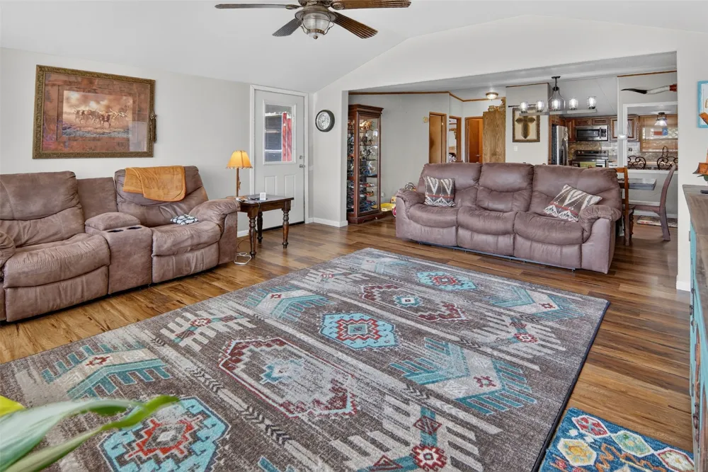 313 Butler Point Road Possum Kingdom Lake, TX 76449
