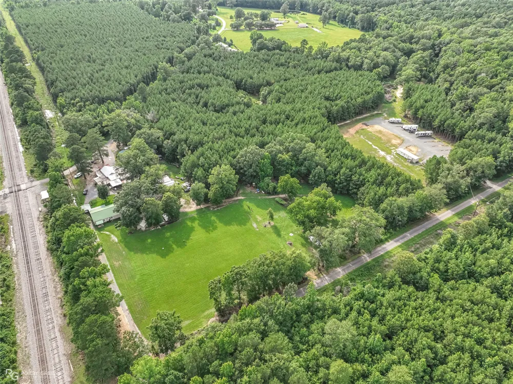 126 Oscar Kilpatrick Road Gibsland, LA 71028