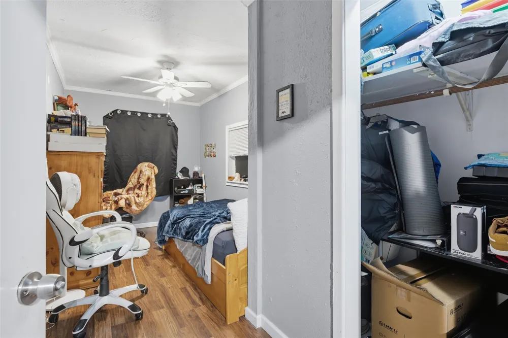 307 W Goddard Street West, TX 76691