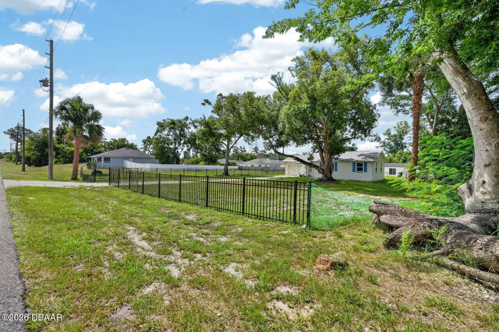 277 Debary Drive Debary, FL 32713