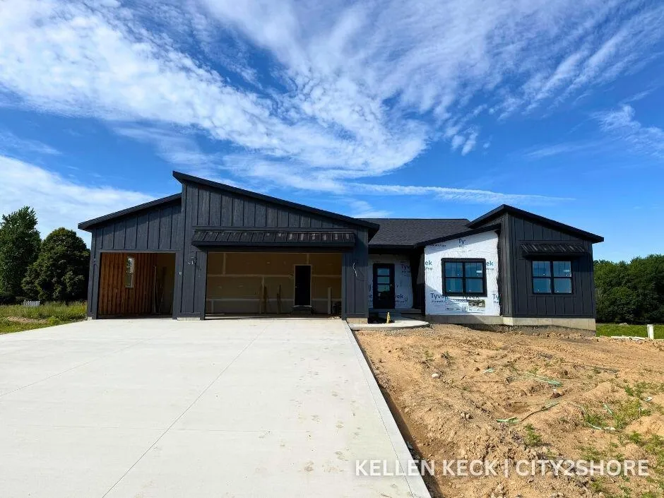 8681 Bosque Drive Caledonia Township, MI 49316