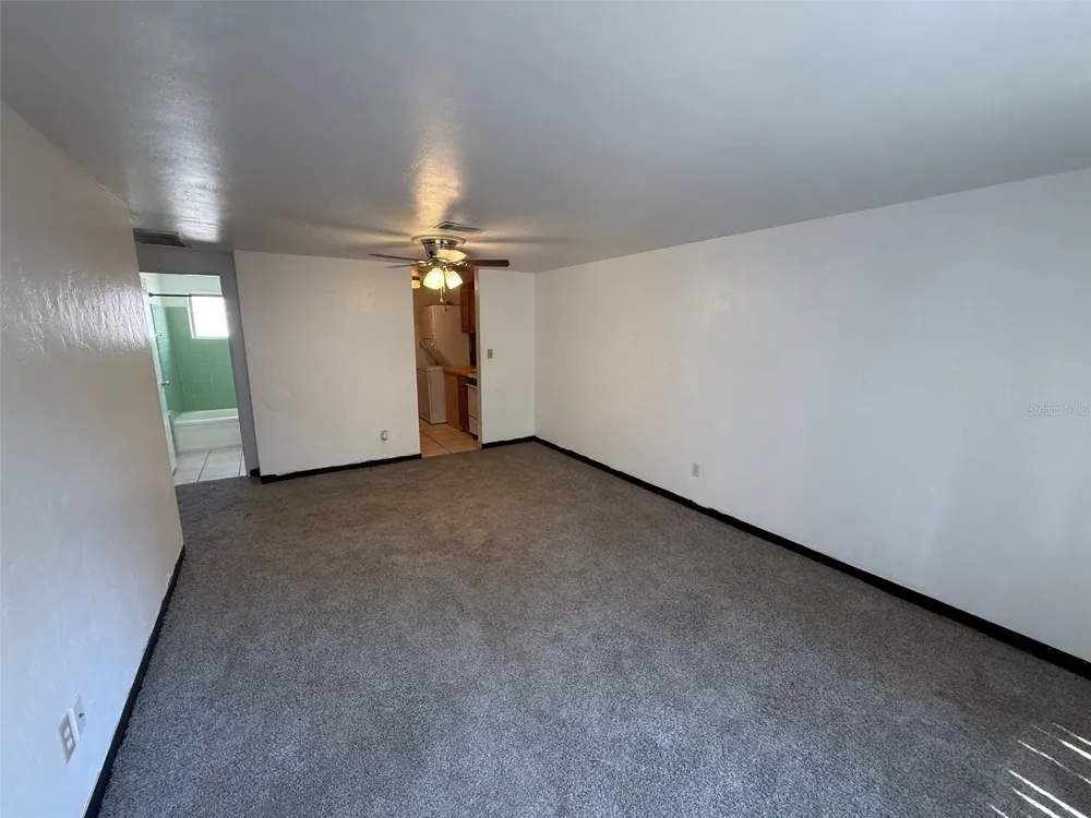 912 SW 6TH AVENUE Gainesville, FL 32601