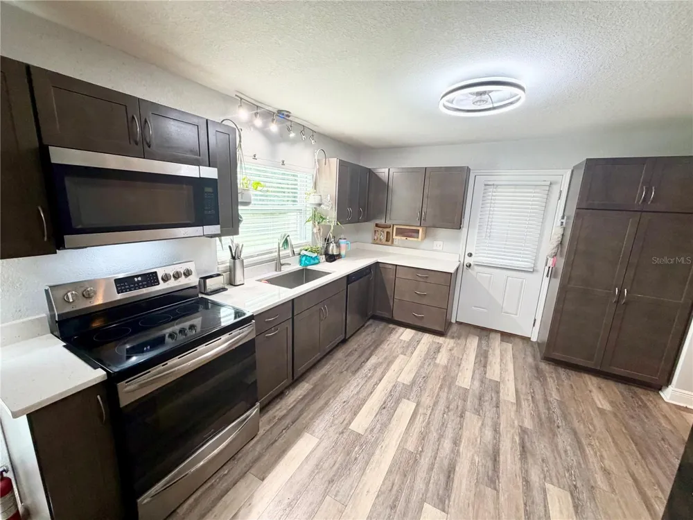 1185 S JOHNSON AVENUE Bartow, FL 33830