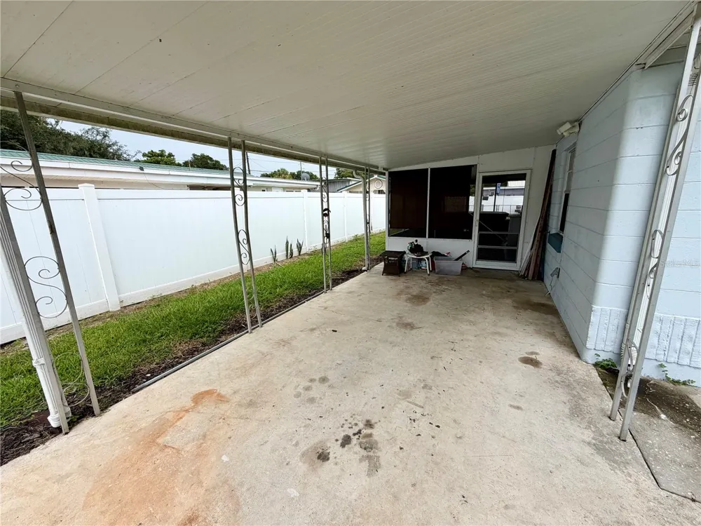1185 S JOHNSON AVENUE Bartow, FL 33830