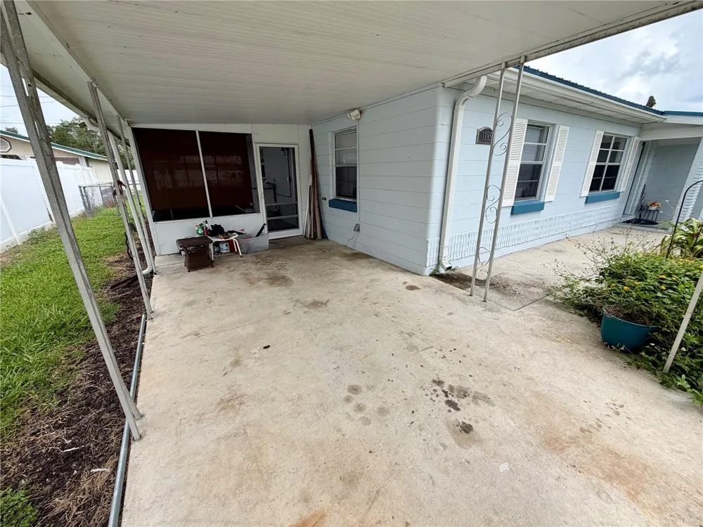 1185 S JOHNSON AVENUE Bartow, FL 33830