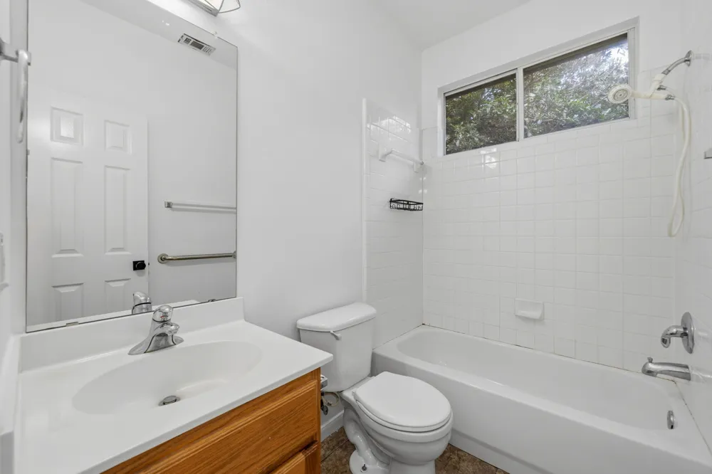 513 Tobin Drive Buda, TX 78610