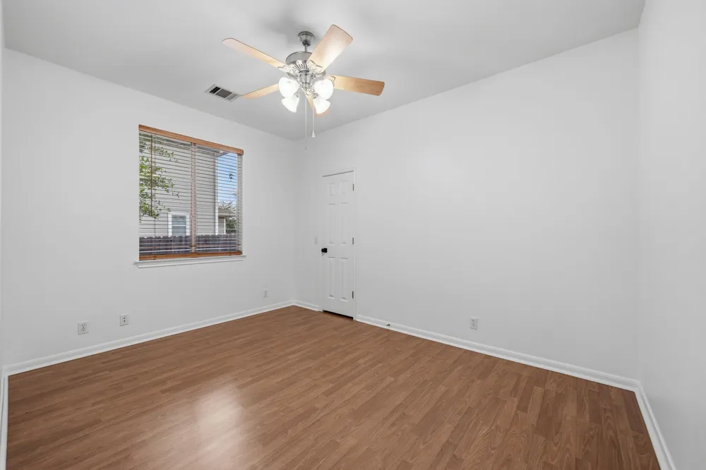 513 Tobin Drive Buda, TX 78610