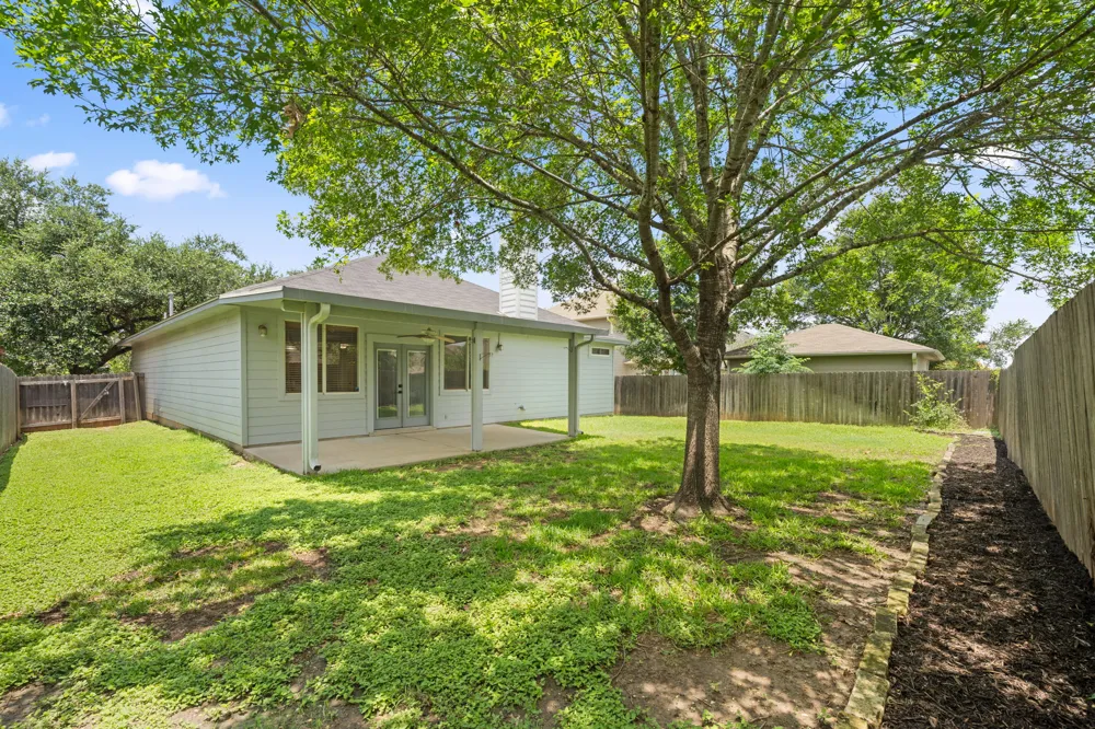 513 Tobin Drive Buda, TX 78610