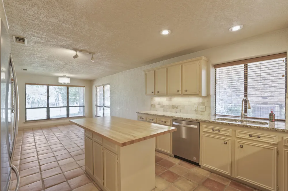 413 Silver Spur Horseshoe Bay, TX 78657