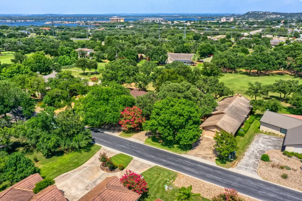 413 Silver Spur Horseshoe Bay, TX 78657