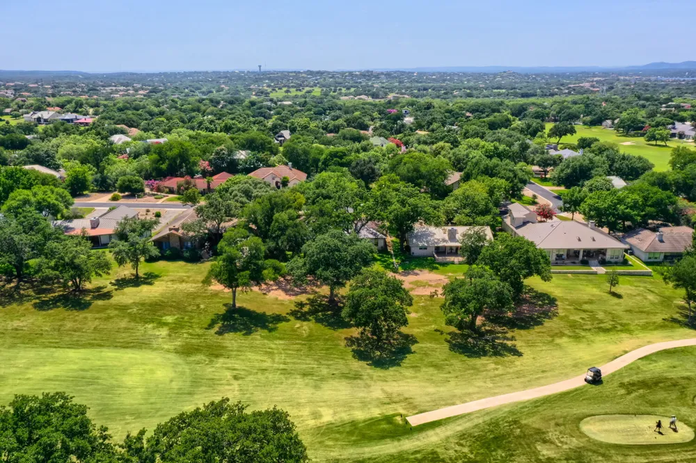 413 Silver Spur Horseshoe Bay, TX 78657