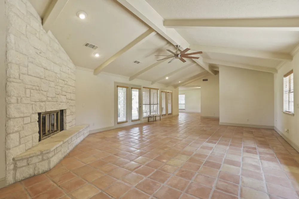 413 Silver Spur Horseshoe Bay, TX 78657