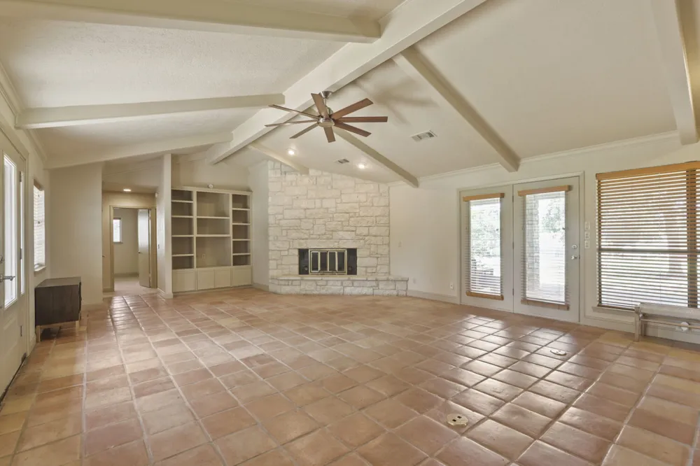 413 Silver Spur Horseshoe Bay, TX 78657